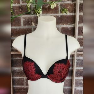 VS Red and Black PushUp bra 36B NWT